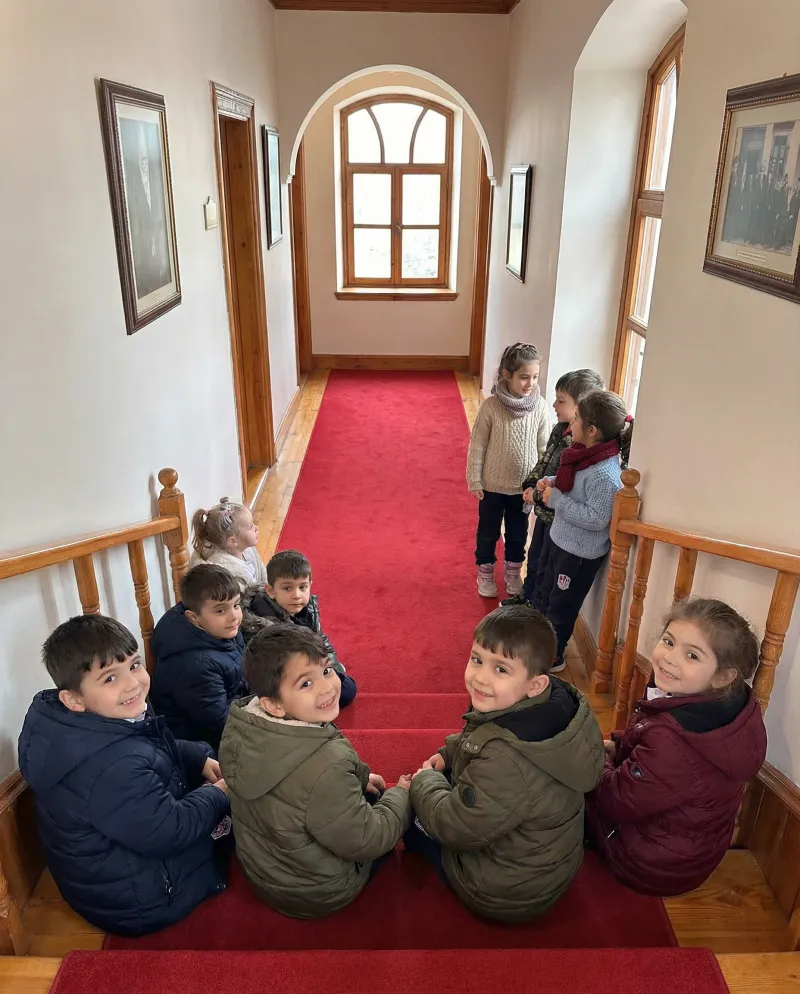 Nilüfer Ana Okulları Kids ve Nasa Kampüsü Altınşehir aileleri için karşılaştırma